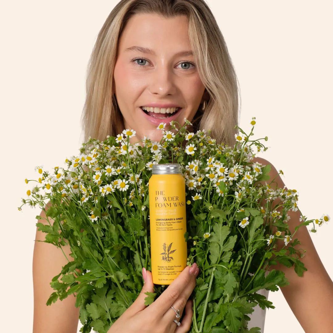 Energising Body Foam Wash For All Skin Types Lemongrass & Turmeric 20g / 0.70oz